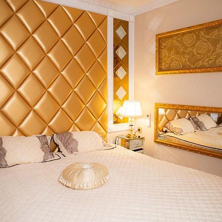 Le Petit Versailles Vernon  Luaran gambar