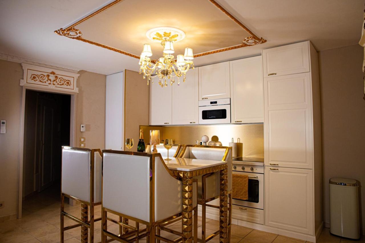 Le Petit Versailles Vernon  Luaran gambar